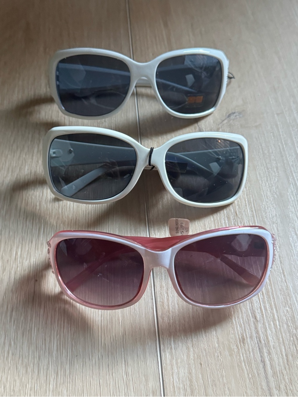 3 Pairs Y2K Sunglasses - Pink and White - Square And Big